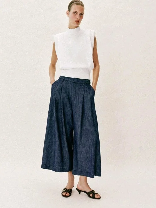 High Waist Pleated Loose Casual Pants Double Insert Line Short Leg Design French Style Polyester Fiber Wide Leg Pants
High Waist Pleated Loose Casual Pants Double Insert Line Short Leg Design French Style Polyester Fiber Wide Leg Pants