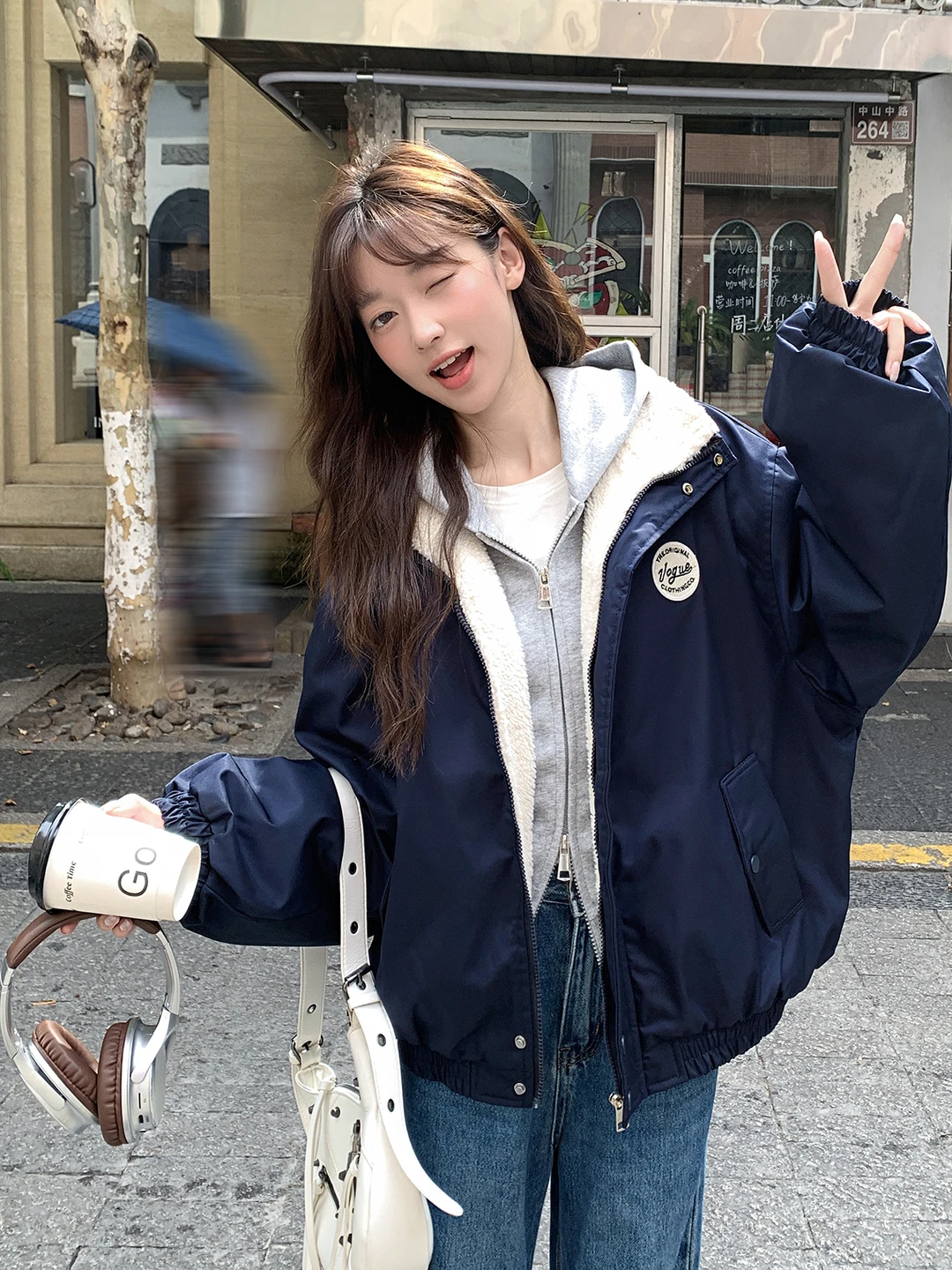 American Sle ort Cotton Jaet Women's Lamb Fur Lined Oversize Coat Trendy Student Outerwear Winter Collection 2025
American Sle ort Cotton Jaet Women's Lamb Fur Lined Oversize Coat Trendy Student Outerwear Winter Collection 2025