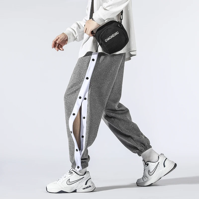 Casual Sports Men'S Basketball Training Full Open Breasted Pants Loose Side Button Trousers In Spring And Autumn And Winter
Casual Sports Men'S Basketball Training Full Open Breasted Pants Loose Side Button Trousers In Spring And Autumn And Winter