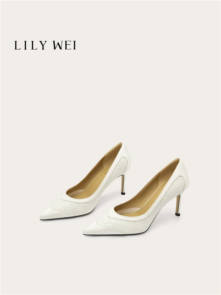 Spring new pointed shallow mouth plaid spliced silk wedding shoes banquet large size small size widened high heels women's shoes
Spring new pointed shallow mouth plaid spliced silk wedding shoes banquet large size small size widened high heels women's shoes