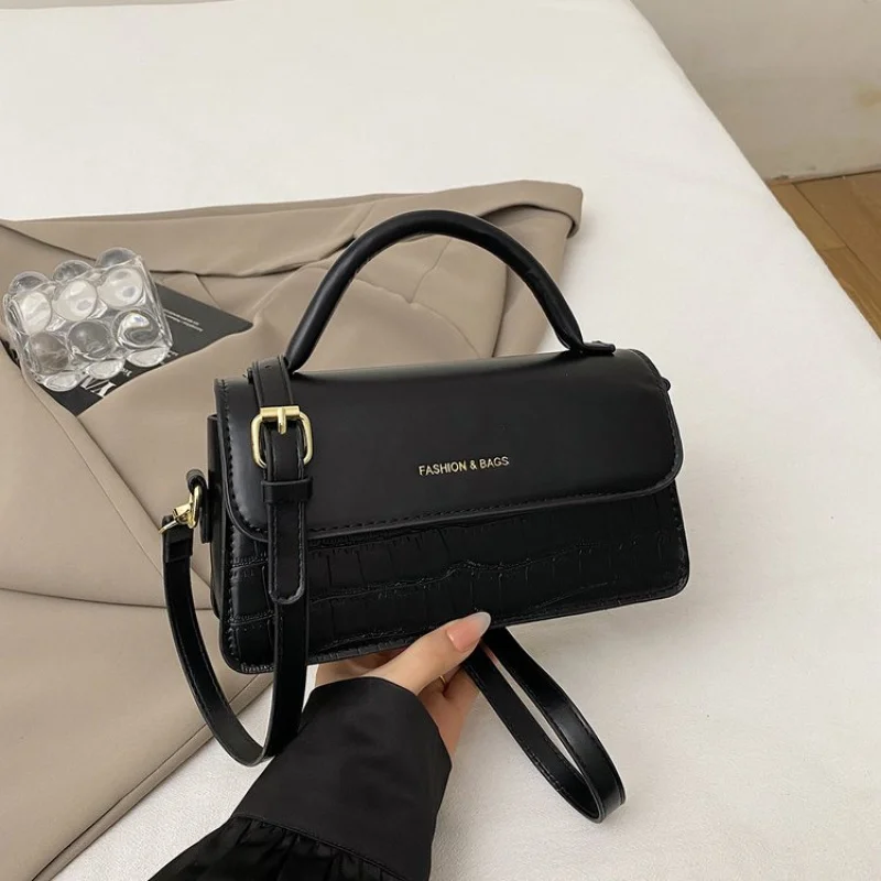 Дизайнерская роскошная женская большая сумка, кожаные сумки высокого качества, женская сумка большой вместимости для работы и путешествий
Дизайнерская роскошная женская большая сумка, кожаные сумки высокого качества, женская сумка большой вместимости для работы и путешествий