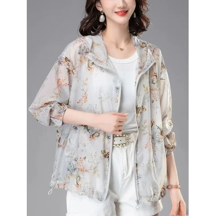 High-End plus Size Women's Summer Print UV Protection Clothing Thin Outerwear Loose Top Polyester Fiber Zipper Closure Floral...
High-End plus Size Women's Summer Print UV Protection Clothing Thin Outerwear Loose Top Polyester Fiber Zipper Closure Floral...
