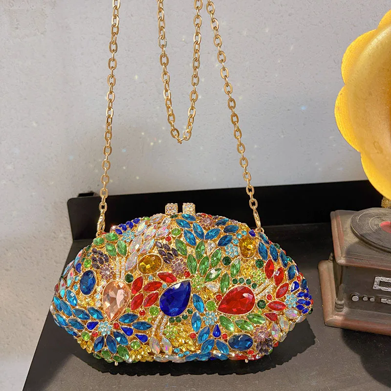 Красочная блестящая сумка для ужина с бриллиантами, темперамент знаменитостей, хрустальная сумка-коробка, сумка-мессенджер на руль
Красочная блестящая сумка для ужина с бриллиантами, темперамент знаменитостей, хрустальная сумка-коробка, сумка-мессенджер на руль