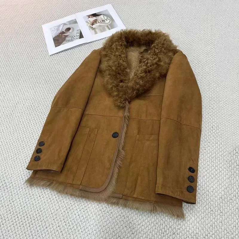 Natural Real Sheep Fur Coat Suede Sheepskin Women Winter 2024 New Arrival Regular Length Thick Warm Suit Style
Natural Real Sheep Fur Coat Suede Sheepskin Women Winter 2024 New Arrival Regular Length Thick Warm Suit Style