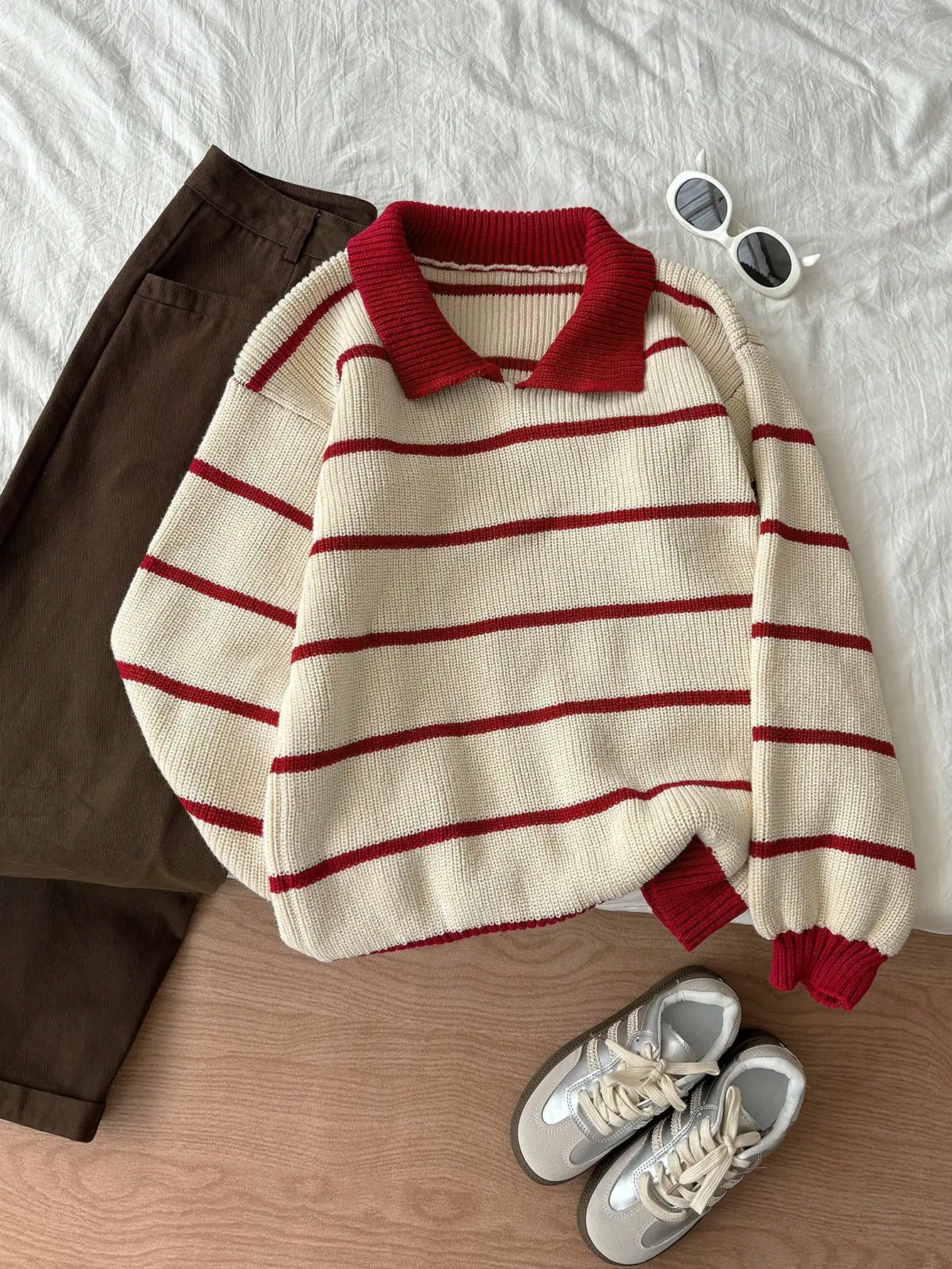 Women's Red & Cream Striped Polo Collar Knit Pullover Sweater, Casual Fall Winter Long Sleeve Top
Women's Red & Cream Striped Polo Collar Knit Pullover Sweater, Casual Fall Winter Long Sleeve Top