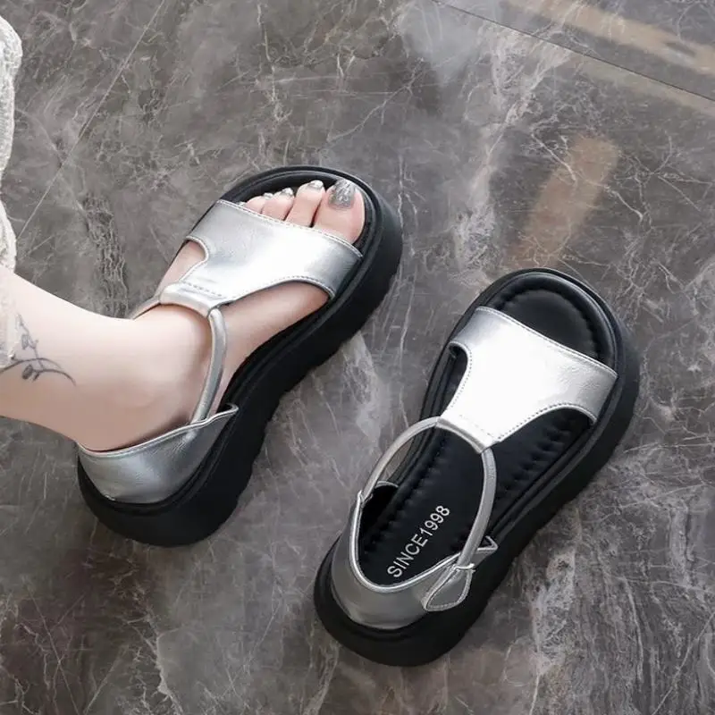 2026 Summer New Women Platform Sandals Adjustable Strap Height Increasing Elegant Versatile Shoes
2026 Summer New Women Platform Sandals Adjustable Strap Height Increasing Elegant Versatile Shoes