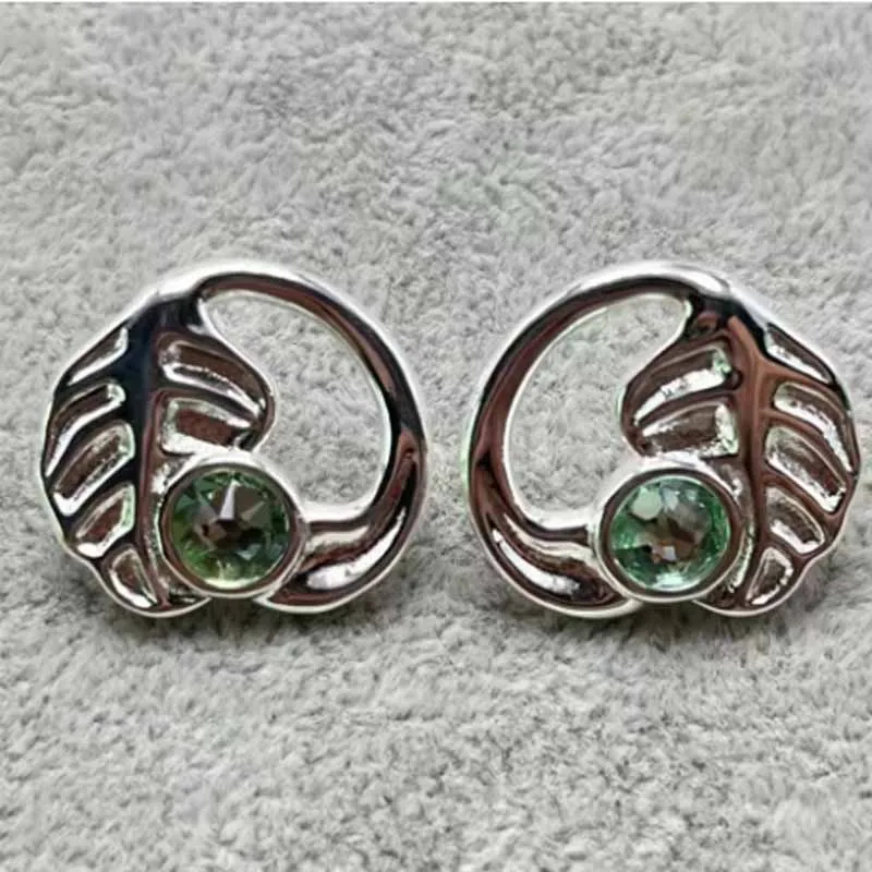 2025 Selling Exquisite High Quality UNO DE 50 Fashion Classic 925 Earrings Jewelry Romantic Holiday Gift
2025 Selling Exquisite High Quality UNO DE 50 Fashion Classic 925 Earrings Jewelry Romantic Holiday Gift