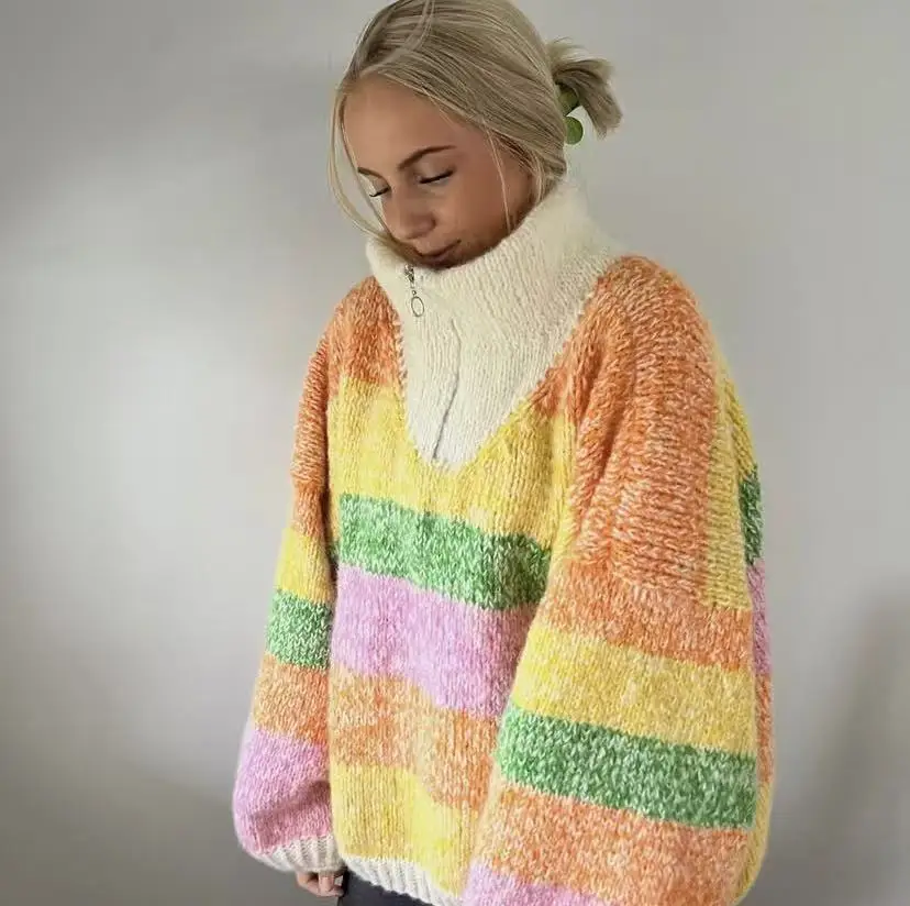 Warm colored striped high neck zipper, youthful handmade mohair fur coat, soft and personalized new handmade sweater top
Warm colored striped high neck zipper, youthful handmade mohair fur coat, soft and personalized new handmade sweater top
