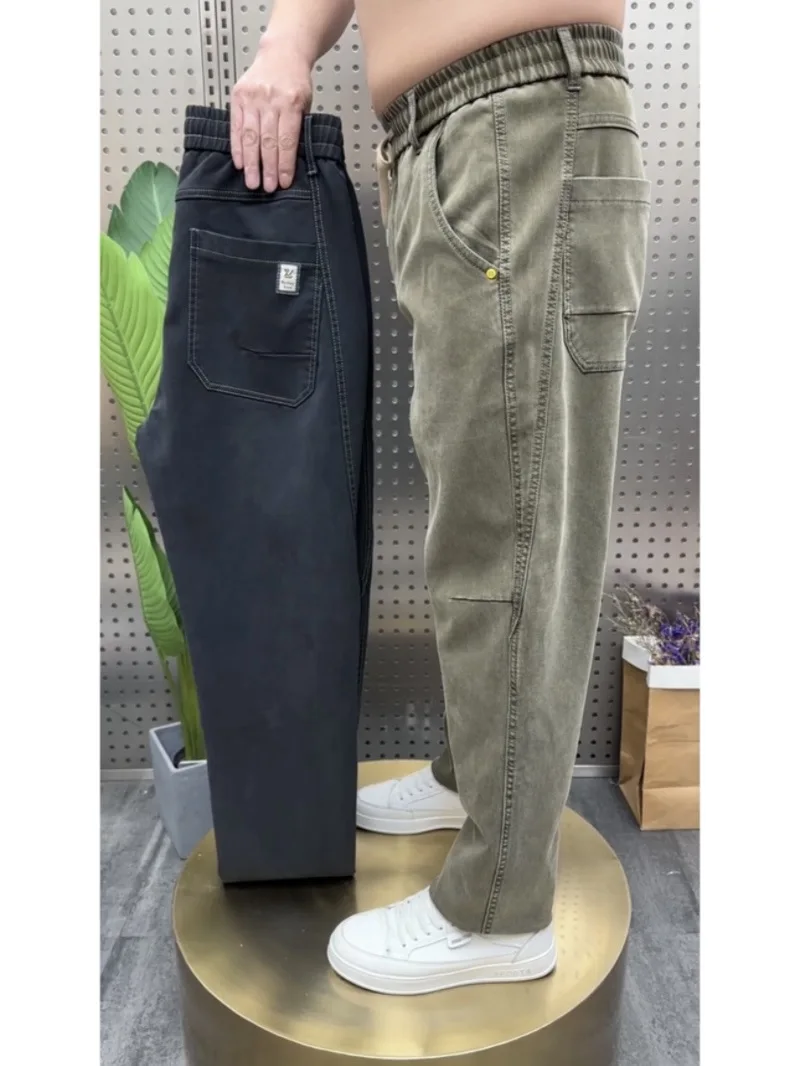 Мужские повседневные джинсы свободного кроя с прямыми штанинами, высокой талией, эффектом потертости, модные, весна-осень, с высокой эластичностью, в стиле «харлан»
Мужские повседневные джинсы свободного кроя с прямыми штанинами, высокой талией, эффектом потертости, модные, весна-осень, с высокой эластичностью, в стиле «харлан»