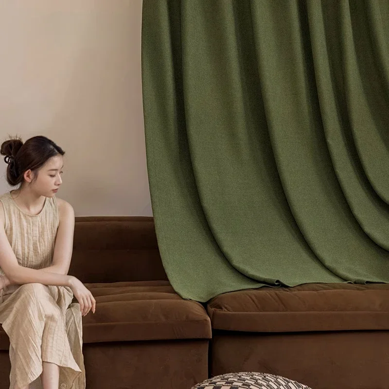 Literary and Medieval French High-end Olive Green Cashmere Warm and Thickened High Shading Curtains for Living Room and Bedroom
Literary and Medieval French High-end Olive Green Cashmere Warm and Thickened High Shading Curtains for Living Room and Bedroom