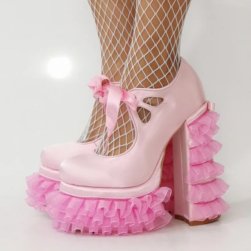 Pink Ruffles Chunky High Heel Sweet Sandals Platform Square Toe Dress Girl Lolita Buckle Sandals Design Women Shoes 2024
Pink Ruffles Chunky High Heel Sweet Sandals Platform Square Toe Dress Girl Lolita Buckle Sandals Design Women Shoes 2024
