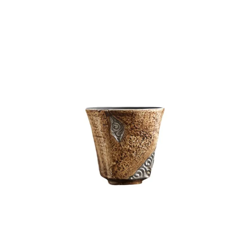 Retro old rock mud coarse pottery reproduces Liu Yin master cup, high value light luxury horseshoe cup Kung Fu small teacup
Retro old rock mud coarse pottery reproduces Liu Yin master cup, high value light luxury horseshoe cup Kung Fu small teacup