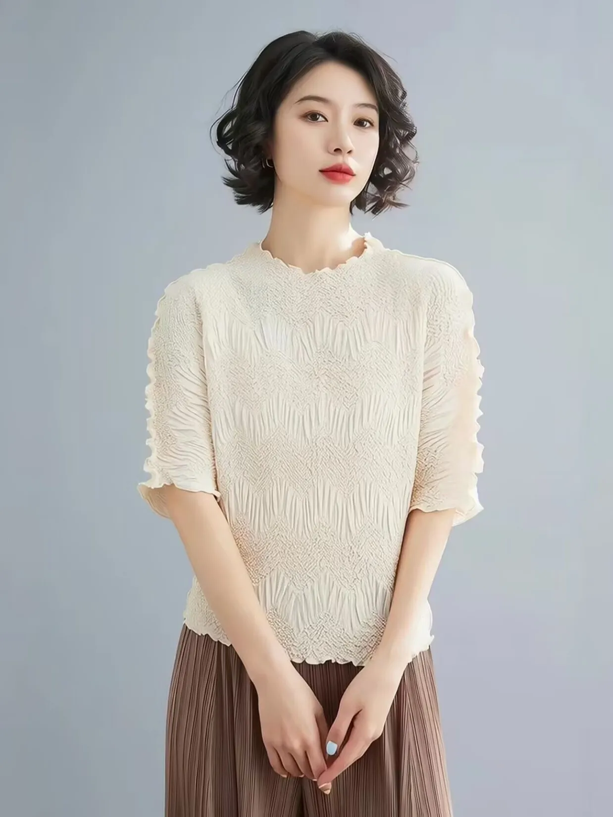 Summer 2026 New plus Size Short Sleeve T-Shirt Pleated Slimming Meat Covering High-End Feeling Batwing Top Casual Style round...
Summer 2026 New plus Size Short Sleeve T-Shirt Pleated Slimming Meat Covering High-End Feeling Batwing Top Casual Style round...
