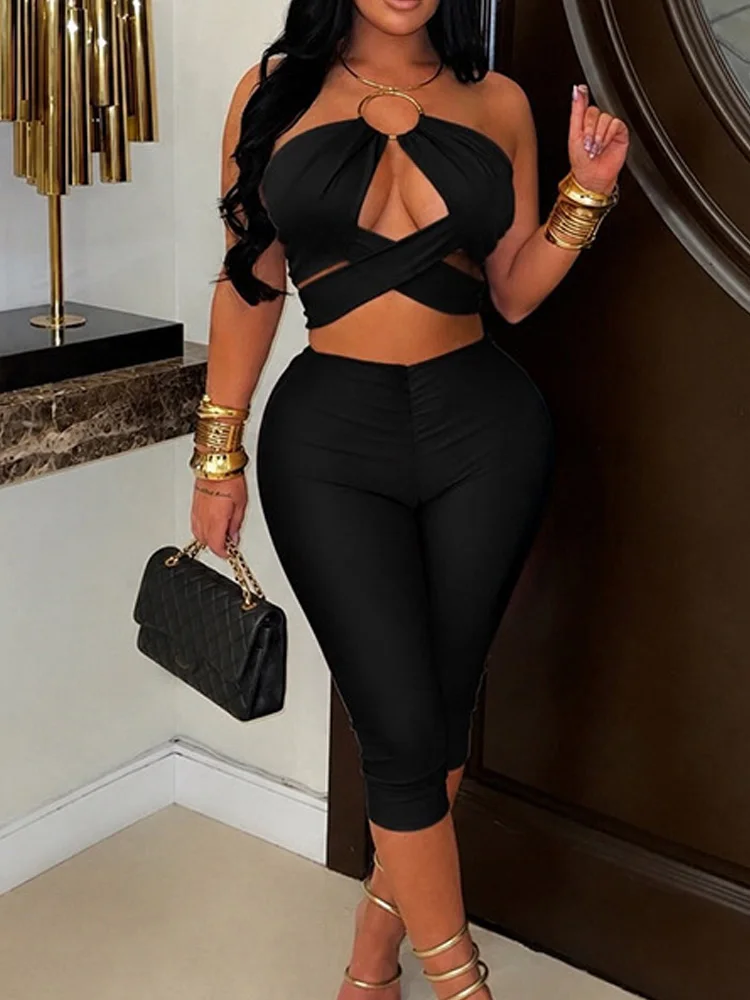 Womens Two Piece Outfits 2026 Summer Fashion Halter Cutout Cropped Top and Ruched Capri Leggings Sexy Club Co-ord Short Sets
Womens Two Piece Outfits 2026 Summer Fashion Halter Cutout Cropped Top and Ruched Capri Leggings Sexy Club Co-ord Short Sets