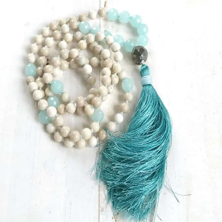 Натуральное ожерелье-мала из аквамарина и белого говлита с 108 бусинами и бирюзовым кисточком, духовное украшение для медитации
Натуральное ожерелье-мала из аквамарина и белого говлита с 108 бусинами и бирюзовым кисточком, духовное украшение для медитации