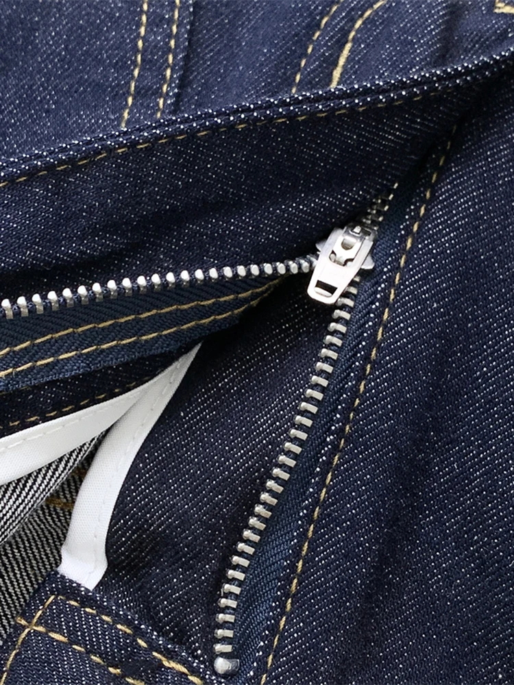 CHIYOU Original Cow Color Gold Buckle Pants Super Slim Fit Blue Straight Leg Casual Jeans Women's Commute Style Natural Waist
CHIYOU Original Cow Color Gold Buckle Pants Super Slim Fit Blue Straight Leg Casual Jeans Women's Commute Style Natural Waist