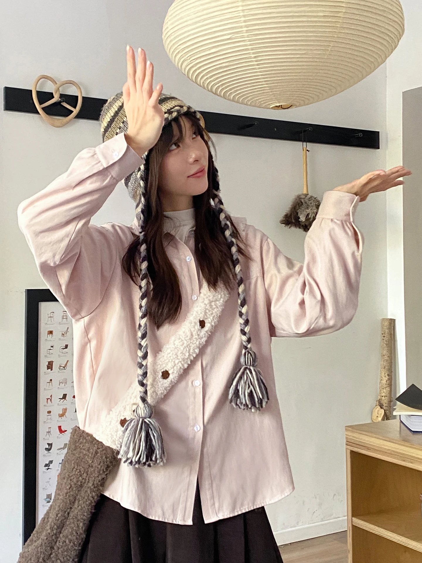 Женская повседневная рубашка Milk Rabbit Island Long Sve Fce Feel из нейлоновой ткани с широкими плечами, однотонная, из полиэфирного волокна
Женская повседневная рубашка Milk Rabbit Island Long Sve Fce Feel из нейлоновой ткани с широкими плечами, однотонная, из полиэфирного волокна