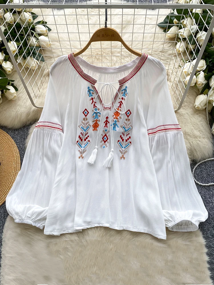 Spring Autumn Lndie Folk Embroidered Blouse Women's New Lantern Sleeves Versatile Casual Loose Bohemian Vacation Top Female D18
Spring Autumn Lndie Folk Embroidered Blouse Women's New Lantern Sleeves Versatile Casual Loose Bohemian Vacation Top Female D18
