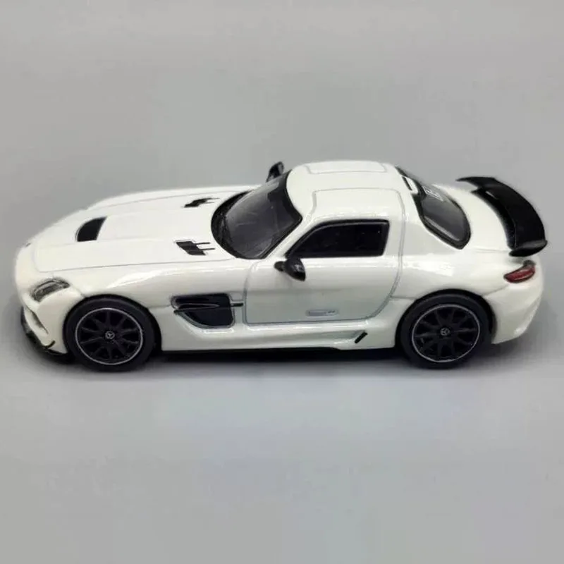TW Tarmac Works 1:64 SLS Coupe Black Series Alloy Car Model Ornament Souvenir Display Collection Hobby Gift
TW Tarmac Works 1:64 SLS Coupe Black Series Alloy Car Model Ornament Souvenir Display Collection Hobby Gift