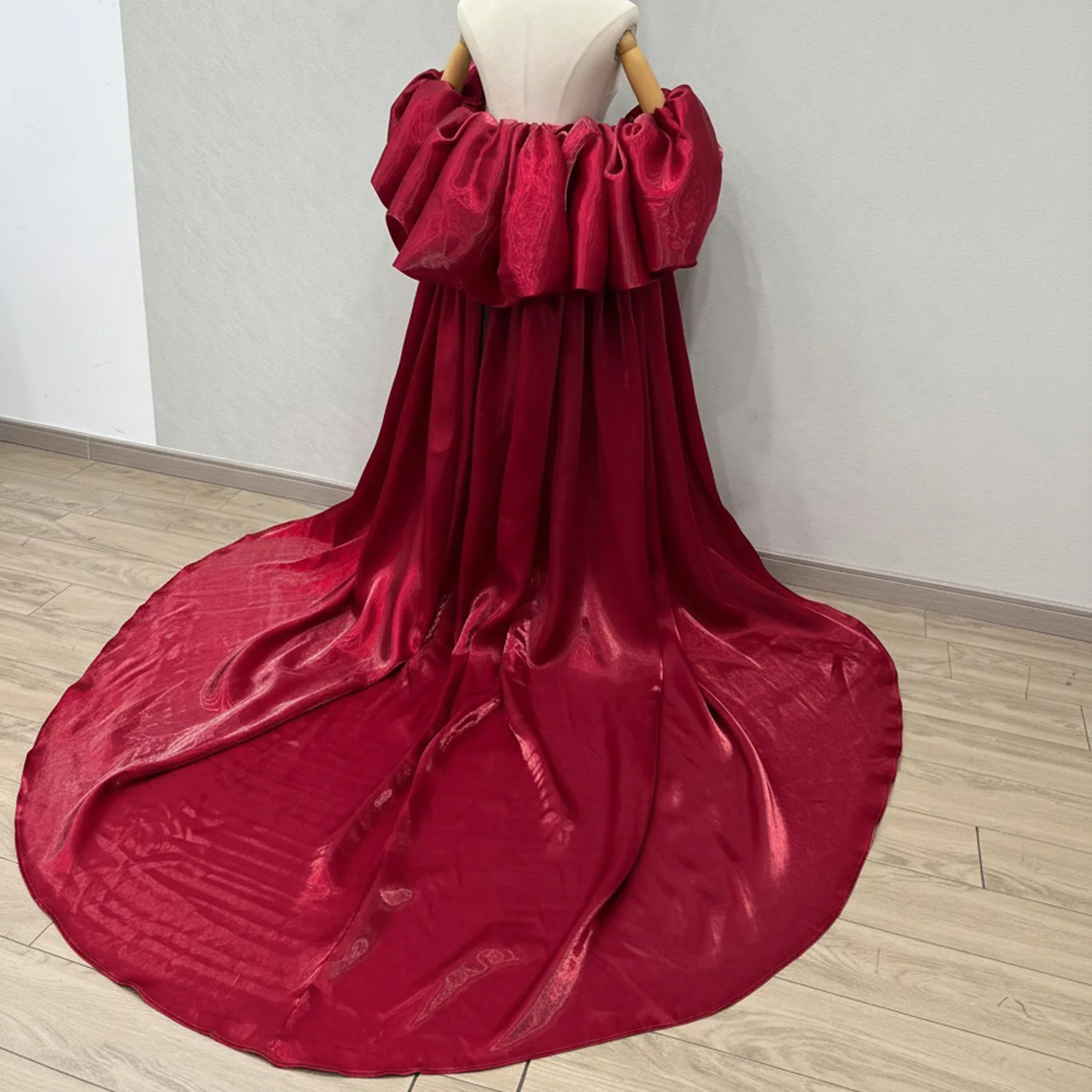Customized Burgundy Wedding Cloak Bridal Wrap Jacket Shawl Cape Formal Party Coat Bridesmaids Cape
Customized Burgundy Wedding Cloak Bridal Wrap Jacket Shawl Cape Formal Party Coat Bridesmaids Cape