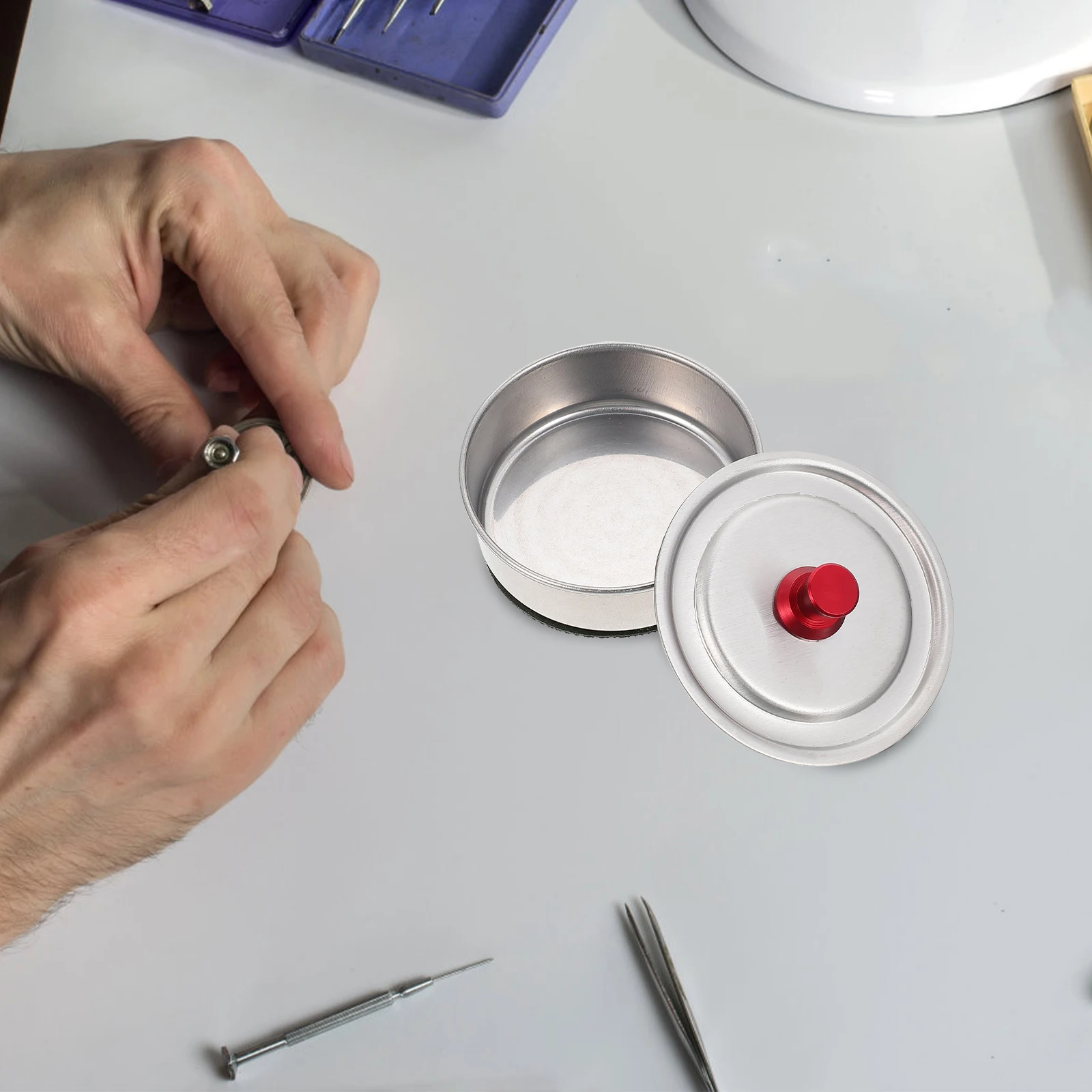 Premium Oil Cylinder Washing Tool for Watch Repair Kit Durable Material Covered Lid Dust-Proof Evaporation-Resistant 
Premium Oil Cylinder Washing Tool for Watch Repair Kit Durable Material Covered Lid Dust-Proof Evaporation-Resistant