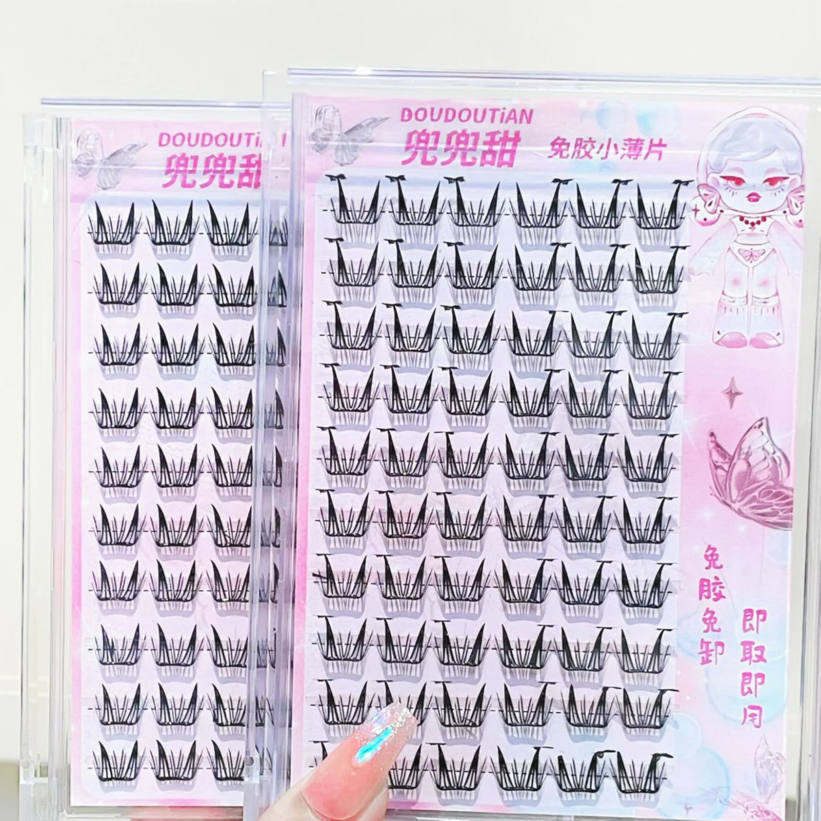 C Curl Natural & Wispy Lash Wisps Manga Самоклеящиеся ресницы для повседневной жизни или важных случаев
C Curl Natural & Wispy Lash Wisps Manga Самоклеящиеся ресницы для повседневной жизни или важных случаев