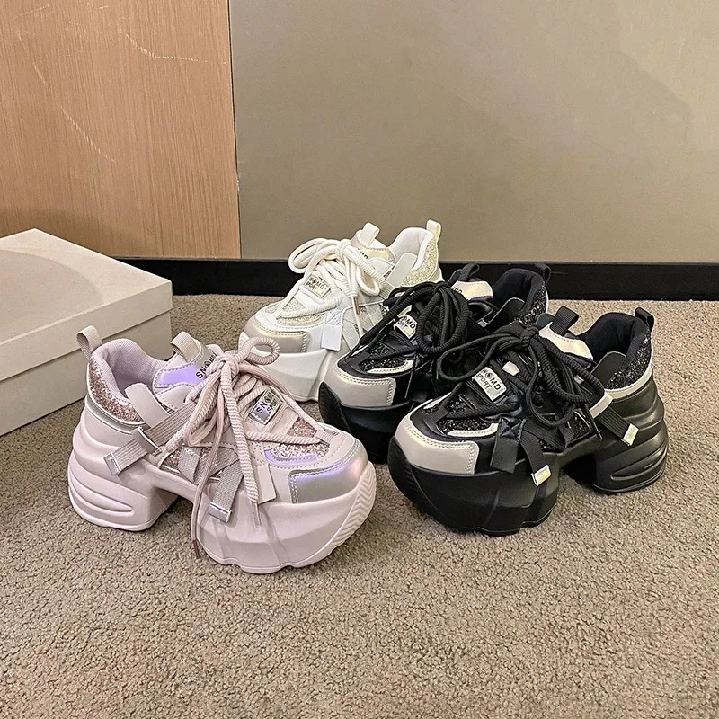 High-value 2026 Spring and Autumn New Fashion Platform Women's Light Sports Single Shoes
High-value 2026 Spring and Autumn New Fashion Platform Women's Light Sports Single Shoes