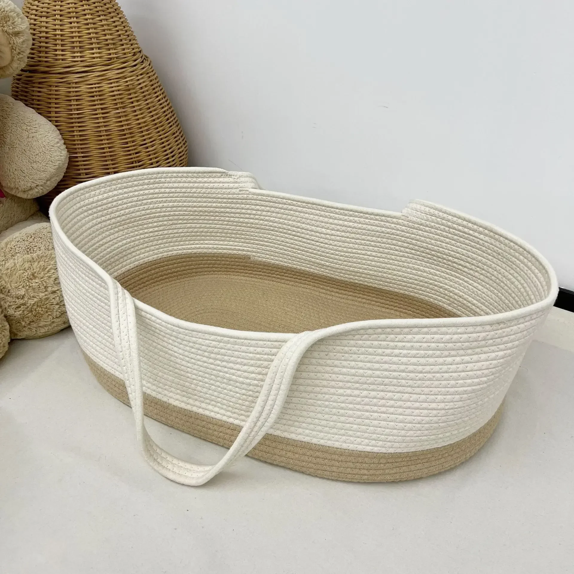 Portable Knitted Outdoor Travel Baby Sleeping Basket Dirty Clothes Storage Baskets Kids Room Photo Prop Decor
Portable Knitted Outdoor Travel Baby Sleeping Basket Dirty Clothes Storage Baskets Kids Room Photo Prop Decor