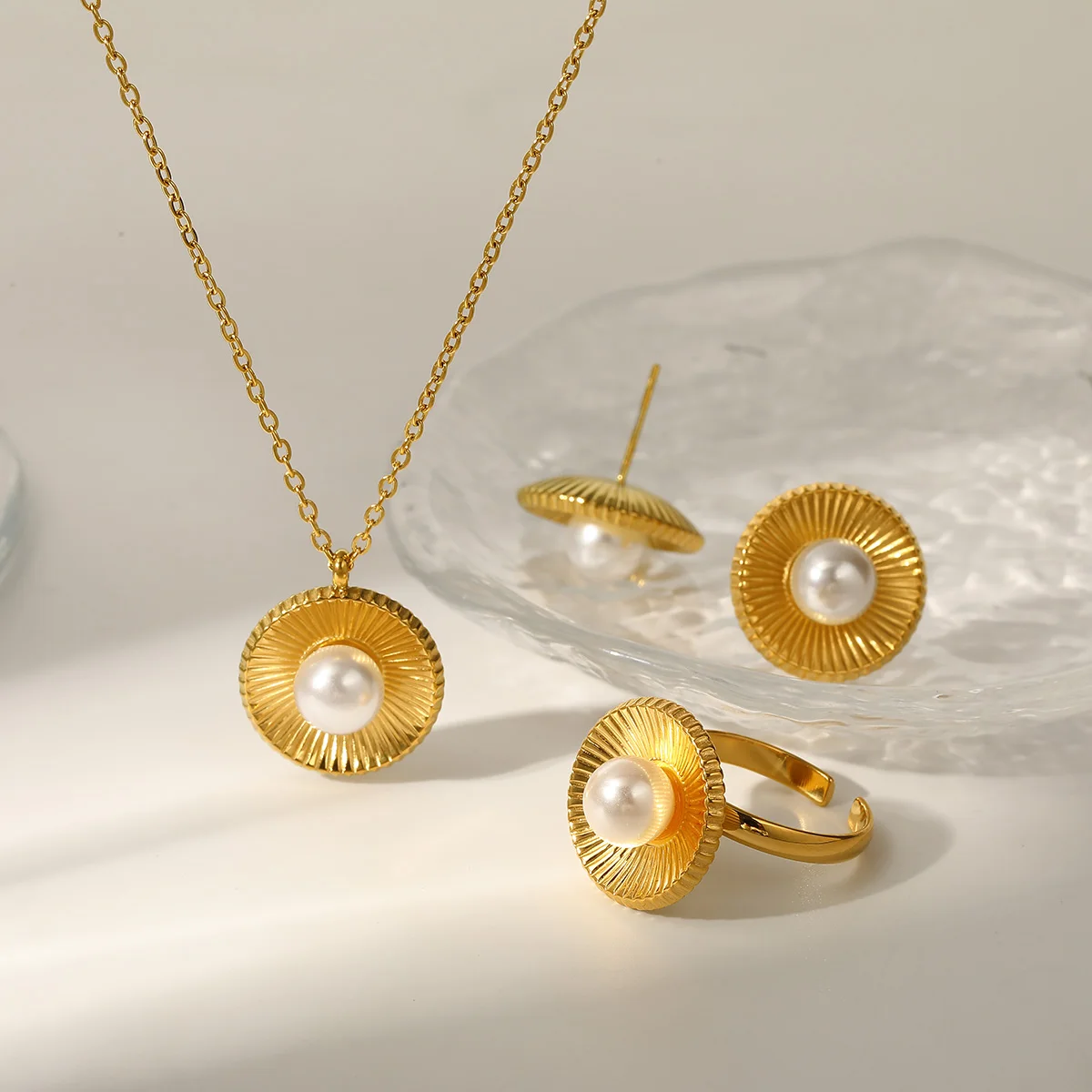 Luxury Stainless Steel Gold Plated Pearl Beads Jewelry Set for Women 3 Pieces Earrings Ring Necklace Gift Non Tarnish Daily Wear
Luxury Stainless Steel Gold Plated Pearl Beads Jewelry Set for Women 3 Pieces Earrings Ring Necklace Gift Non Tarnish Daily Wear