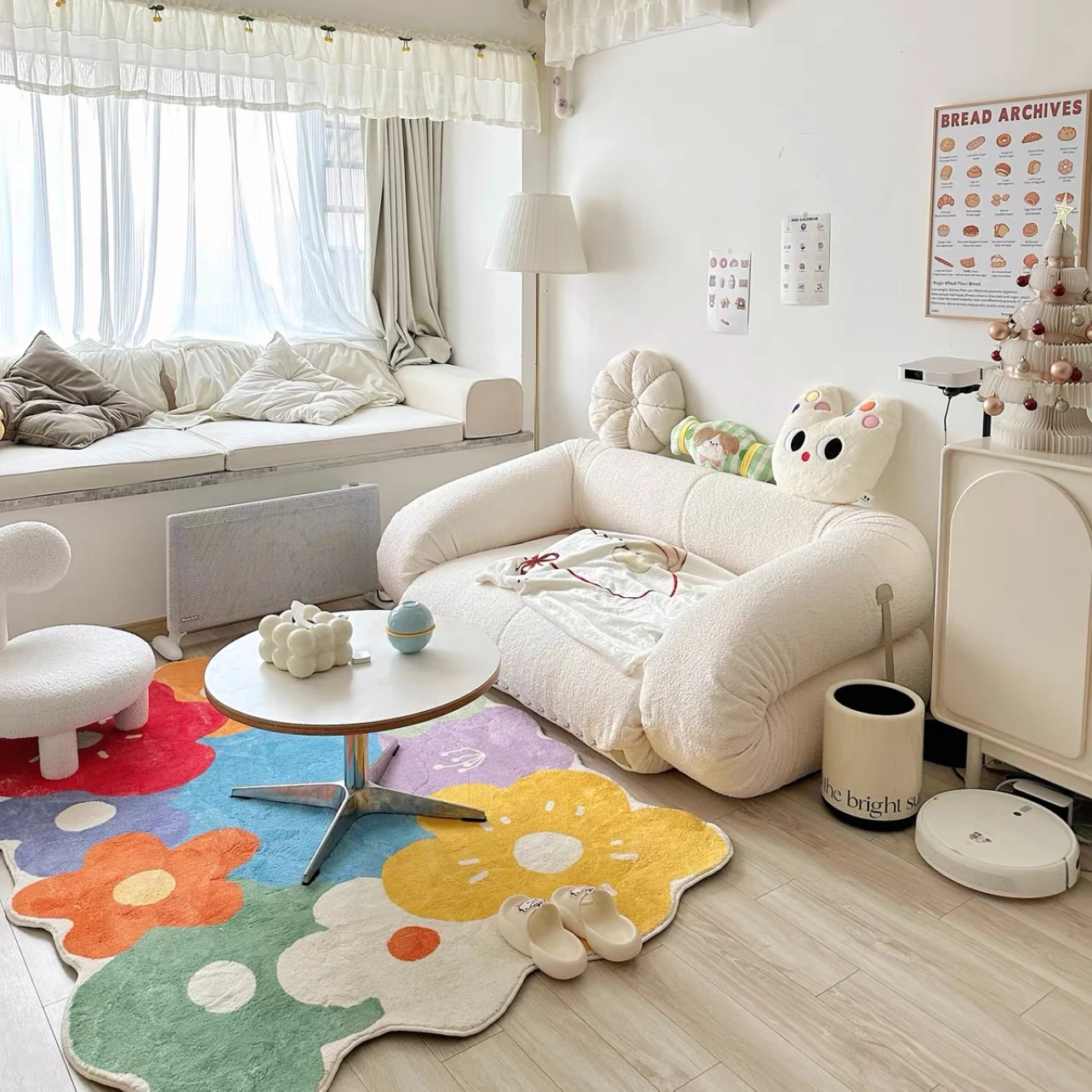Pastoral Style Bedroom Decor Plush Carpet Irregular Carpets for Living Room Fluffy Soft Children's Rug Home High-end Floor Mat
Pastoral Style Bedroom Decor Plush Carpet Irregular Carpets for Living Room Fluffy Soft Children's Rug Home High-end Floor Mat