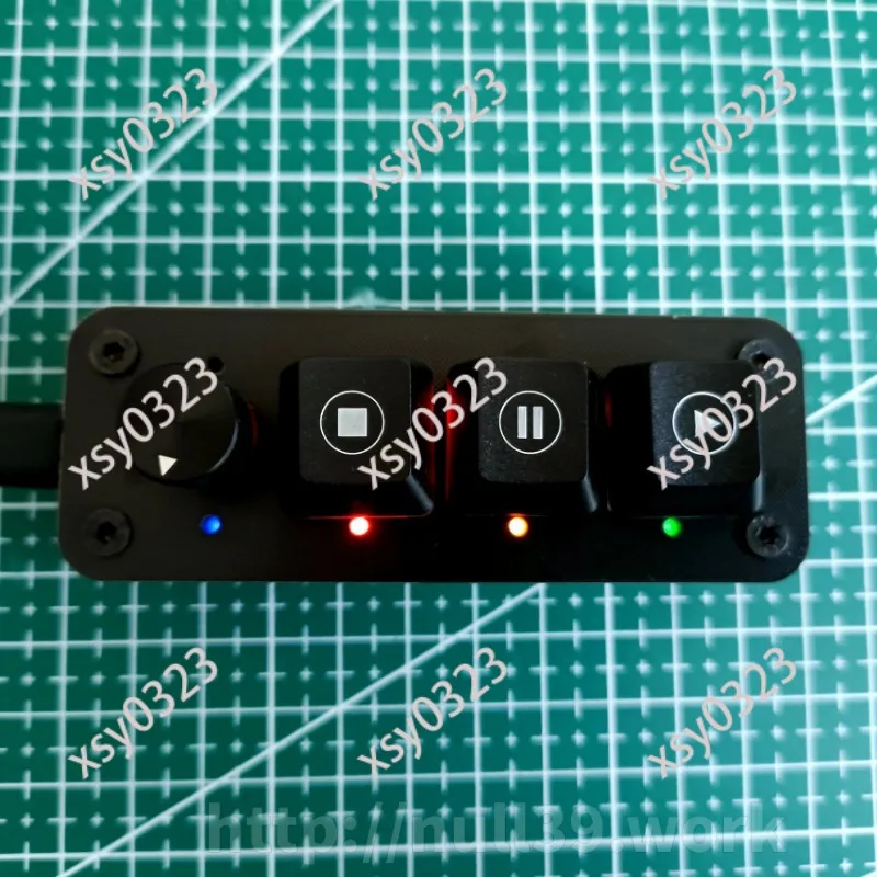 USB MIDI Keyboard Controller for Music Production Audio Playback Multimedia Performance
USB MIDI Keyboard Controller for Music Production Audio Playback Multimedia Performance