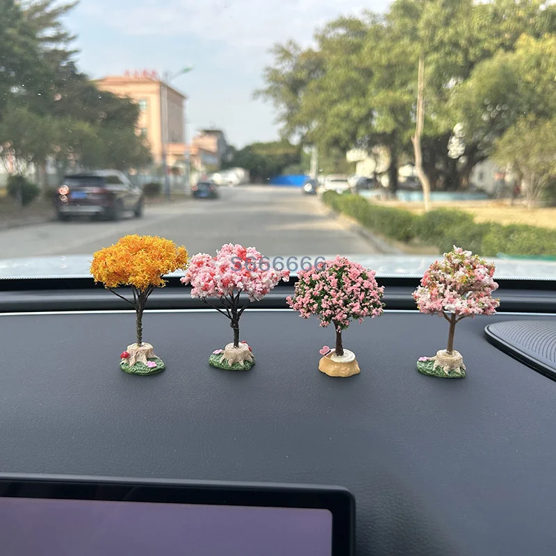 1PC Simulated Flower Decoration Cute Gift Decoration New Car Mini Tree Decoration Center Console Car Green Plant Accessories
1PC Simulated Flower Decoration Cute Gift Decoration New Car Mini Tree Decoration Center Console Car Green Plant Accessories