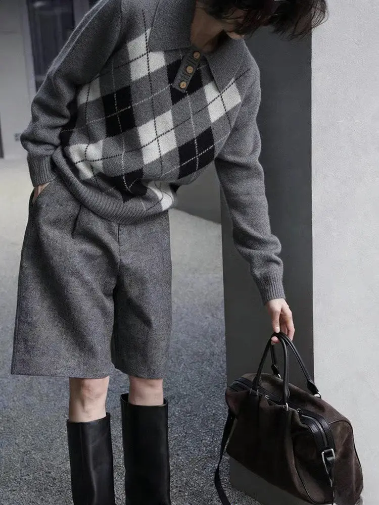 Новый женский приталенный вязаный свитер с длинным рукавом и ромбовидным узором, винтажный стиль, премиум-качество
Новый женский приталенный вязаный свитер с длинным рукавом и ромбовидным узором, винтажный стиль, премиум-качество