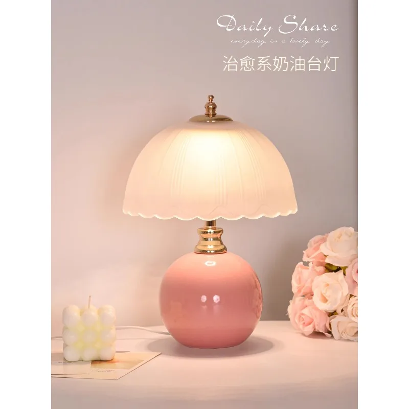 Cream wind table master bedroom bedside premium sense light luxury 2025 new children and girls wedding ceramic night l lamp
Cream wind table master bedroom bedside premium sense light luxury 2025 new children and girls wedding ceramic night l lamp