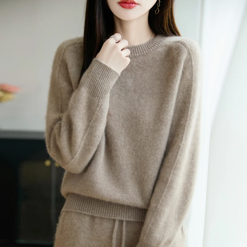 Chic O-Neck 100% Merino Wool Knitwear Women's Pullovers Soft Warm Comfort Regular Fit Simple Solid Color New Arrivals Tops 
Chic O-Neck 100% Merino Wool Knitwear Women's Pullovers Soft Warm Comfort Regular Fit Simple Solid Color New Arrivals Tops