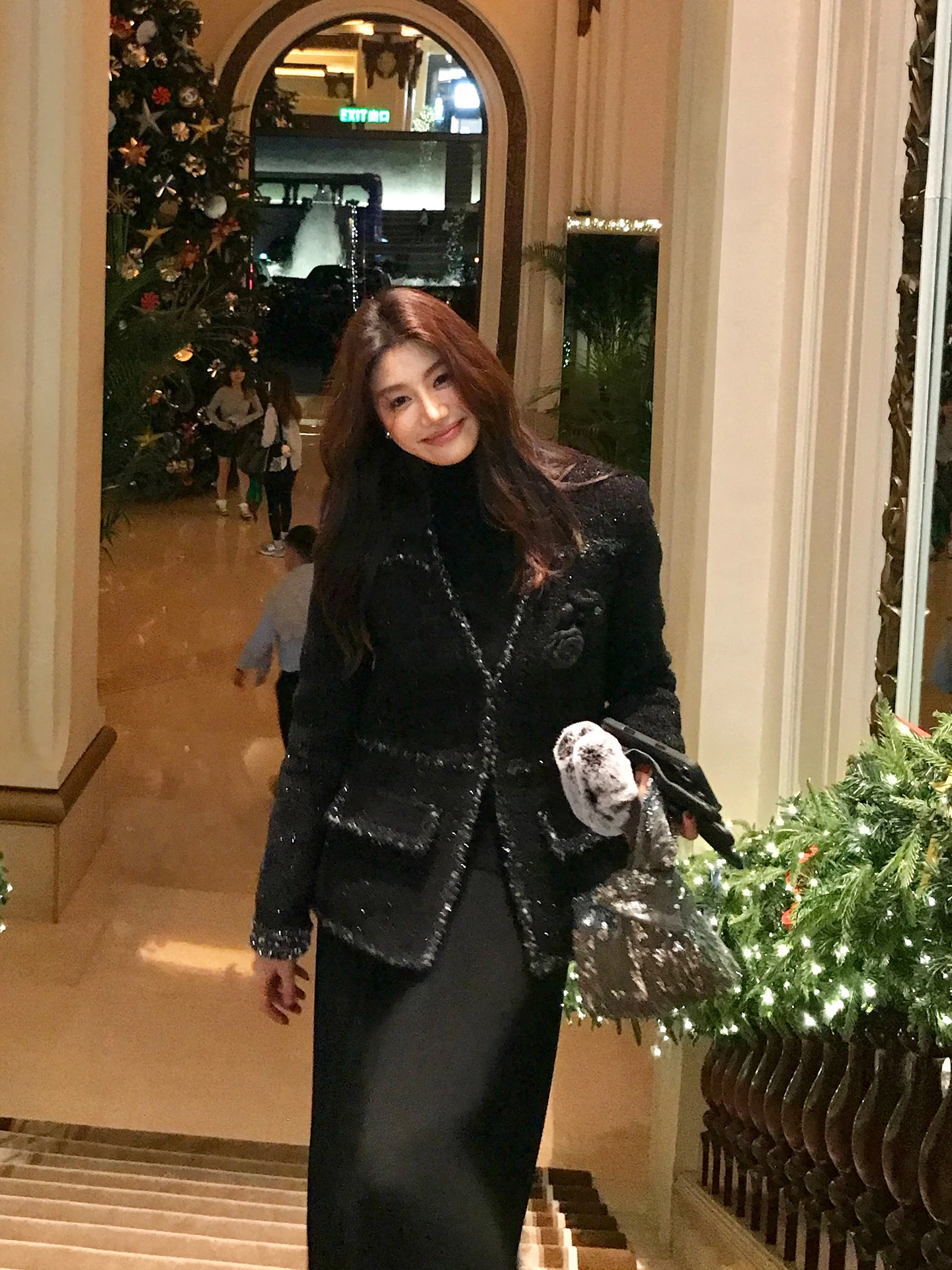 Женская зимняя куртка-пуховик Dragon Xier из белого гусиного пуха, роскошный дизайн, верхняя одежда из грубого твида, модель Small Fraance Sle Q90
Женская зимняя куртка-пуховик Dragon Xier из белого гусиного пуха, роскошный дизайн, верхняя одежда из грубого твида, модель Small Fraance Sle Q90