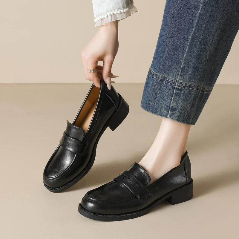 Women Platform Loafers 2025 New Autumn Retro Leather Shoes British Style Thick Sole All Match Daily Casual Elegant Single Footwe
Women Platform Loafers 2025 New Autumn Retro Leather Shoes British Style Thick Sole All Match Daily Casual Elegant Single Footwe
