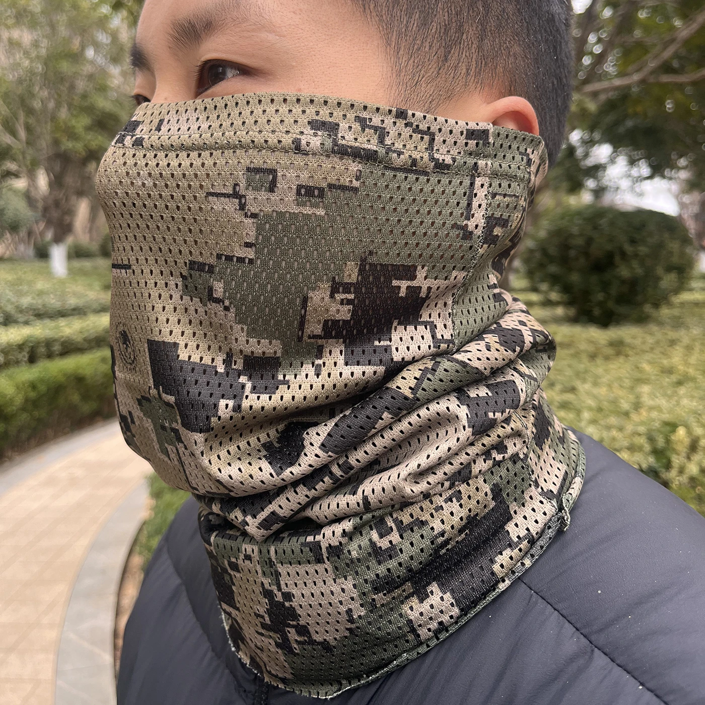 Summer Lightweight Tactical Face Mask Sunscreen Breathable Neck Gaiter Cover Face Bandana Outdoor Cycling Hiking Camping Scarf
Summer Lightweight Tactical Face Mask Sunscreen Breathable Neck Gaiter Cover Face Bandana Outdoor Cycling Hiking Camping Scarf