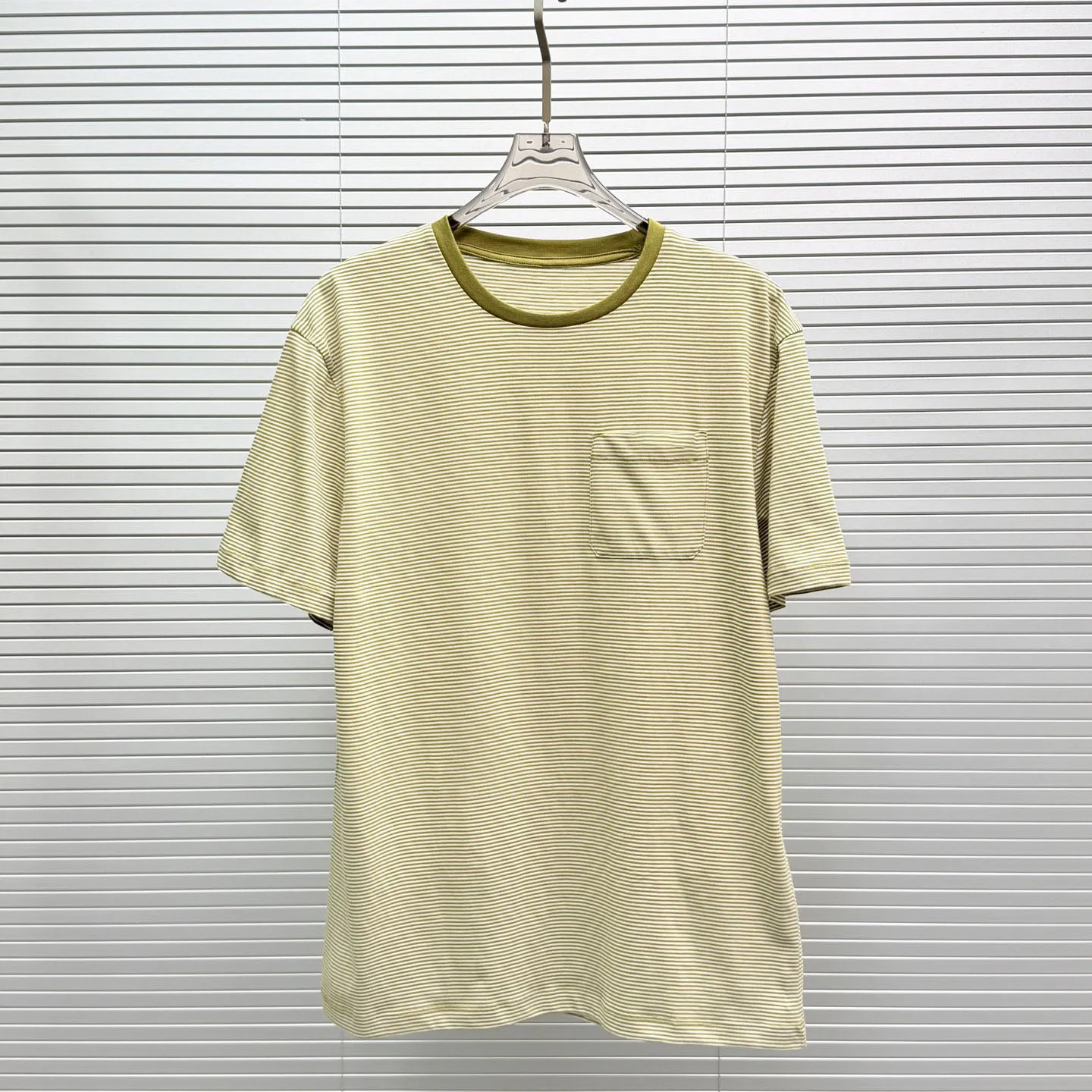 High-quality 2026 new round-neck short-sleeved striped T-shirt, a casual and comfortable women's summer T-shirt xy26519169
High-quality 2026 new round-neck short-sleeved striped T-shirt, a casual and comfortable women's summer T-shirt xy26519169