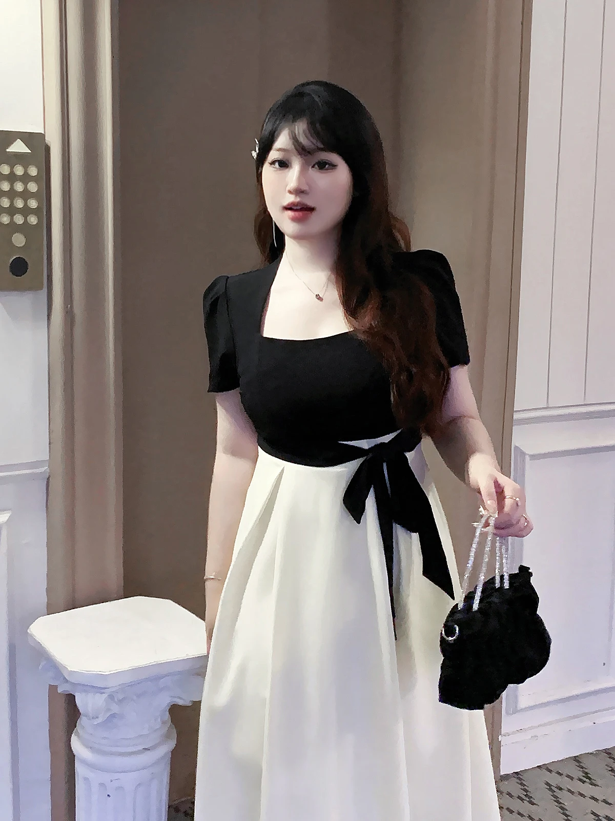 Юбка миди Hebe Sle с квадратным вырезом, больших размеров, летняя, стройнящая, с лоскутным дизайном, пышная, с высокой талией, А-силуэт
Юбка миди Hebe Sle с квадратным вырезом, больших размеров, летняя, стройнящая, с лоскутным дизайном, пышная, с высокой талией, А-силуэт