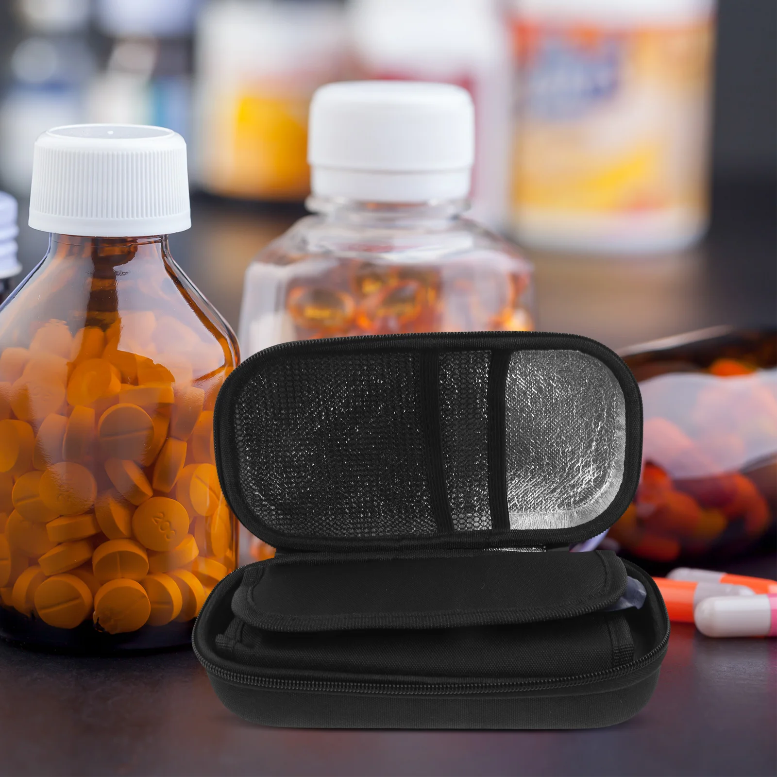 1Set Insulated Medication Travel Case For Insulin Storage With Reusable Ice Pack Portable Medical Cooler Bag Multifunctional
1Set Insulated Medication Travel Case For Insulin Storage With Reusable Ice Pack Portable Medical Cooler Bag Multifunctional