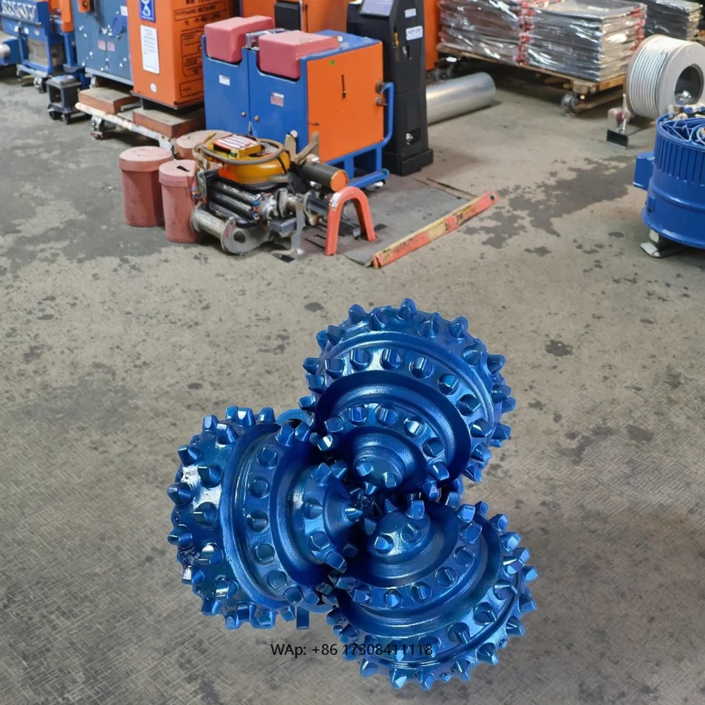 High quality 17 1/2 inch Tricone Bit for Rotary Drilling Mining Water Well、
High quality 17 1/2 inch Tricone Bit for Rotary Drilling Mining Water Well、