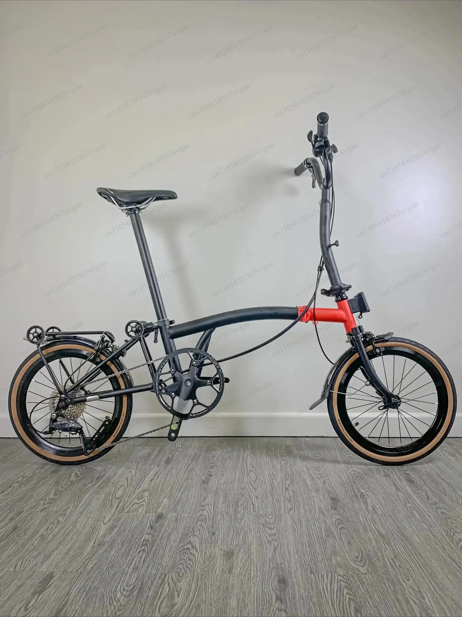 R9 16 inch 9-speed three fold bicycle, high-quality steel frame, lightweight M-pole, 9S mini folding bicycle
R9 16 inch 9-speed three fold bicycle, high-quality steel frame, lightweight M-pole, 9S mini folding bicycle