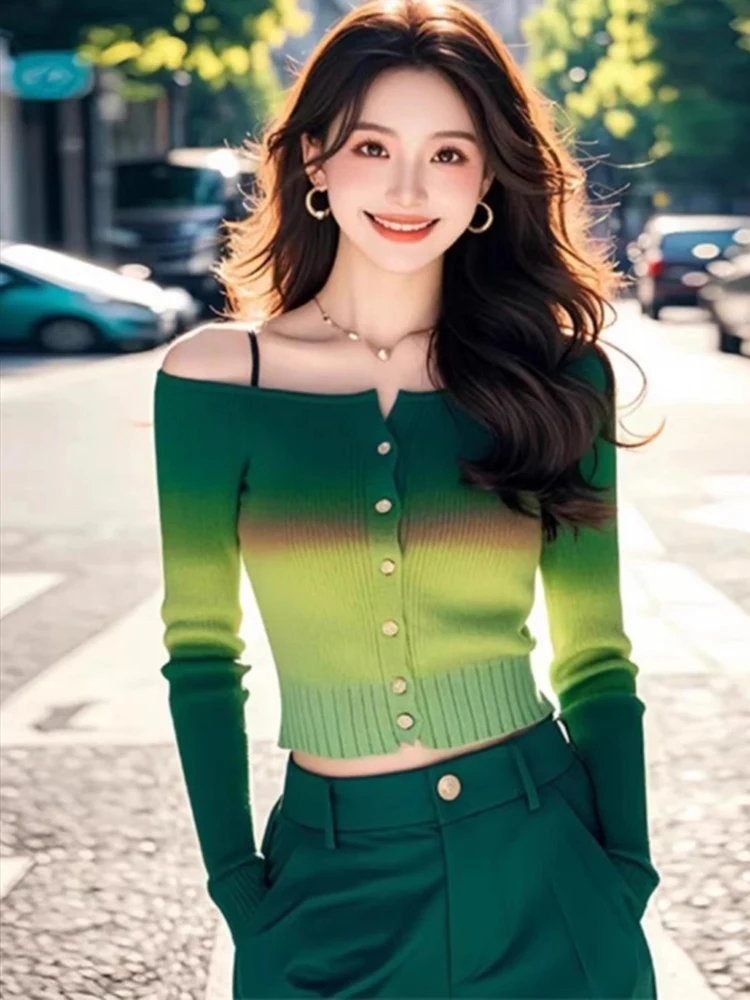 Gradient contrasting off shoulder knitted cardigan women autumn long sleeved Korean style casual unique personality top
Gradient contrasting off shoulder knitted cardigan women autumn long sleeved Korean style casual unique personality top