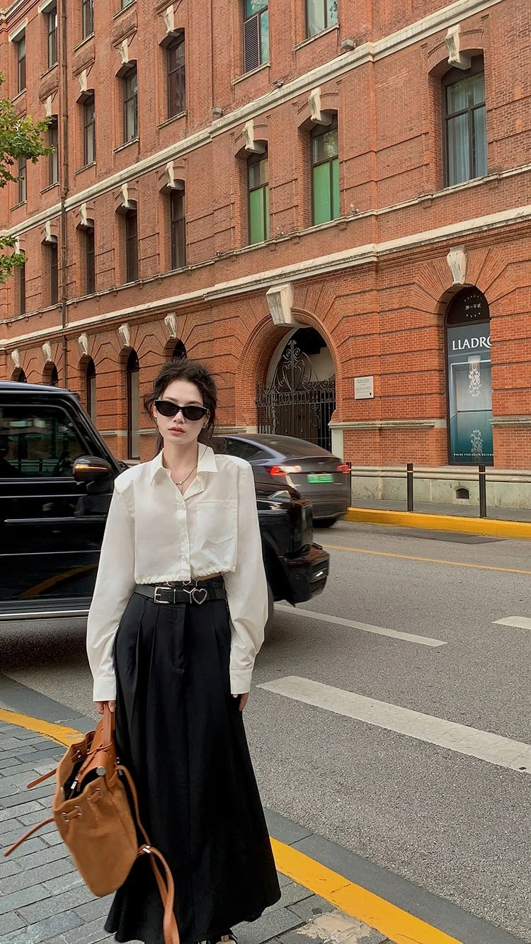 Black High Waist A-Line Pleated Midi Skirt Double Belt Hip Concealing Women's Fashion Polyester Fiber 100% Autumn Season
Black High Waist A-Line Pleated Midi Skirt Double Belt Hip Concealing Women's Fashion Polyester Fiber 100% Autumn Season