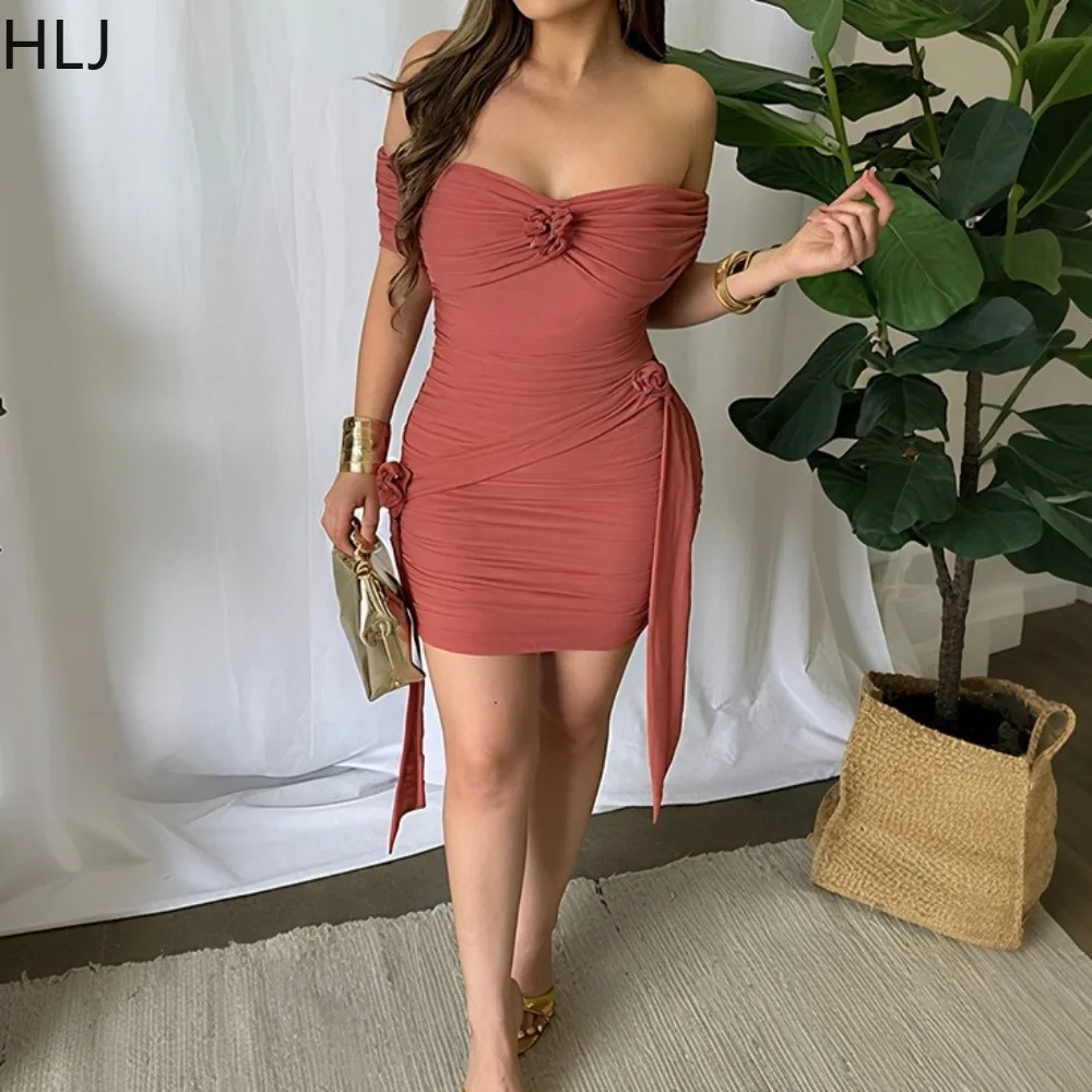 HLJ Summer New Sexy Flower Ruched Patchwork Bodycon Dress Woman Off Showlder Backless Dresses Female Streetwear Vestidos 2025
HLJ Summer New Sexy Flower Ruched Patchwork Bodycon Dress Woman Off Showlder Backless Dresses Female Streetwear Vestidos 2025