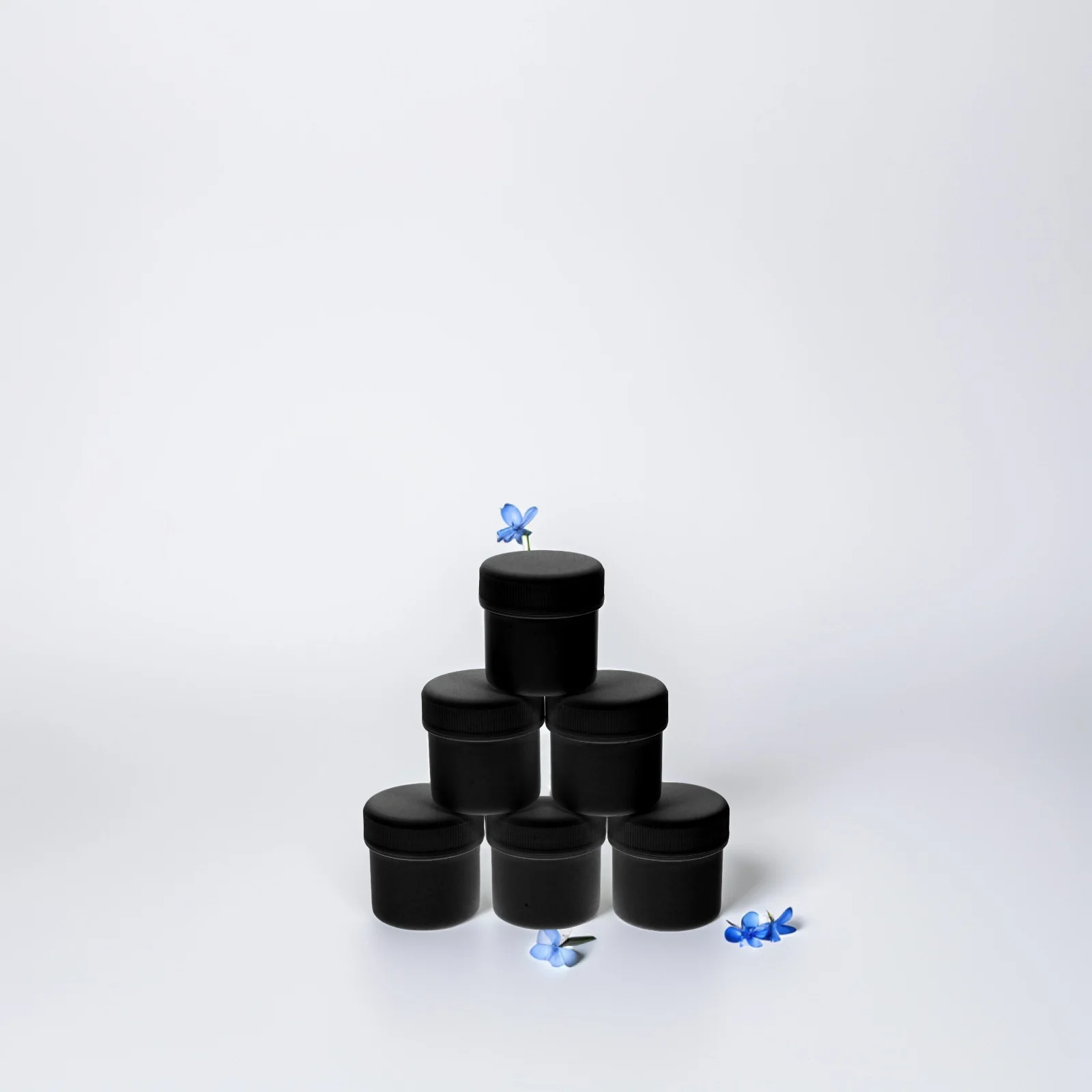 6Pcs Sealed Paint Buckets Airtight Plastic Containers for Ink Solder Paste Storage Reusable Portable Multi-Functional Art
6Pcs Sealed Paint Buckets Airtight Plastic Containers for Ink Solder Paste Storage Reusable Portable Multi-Functional Art