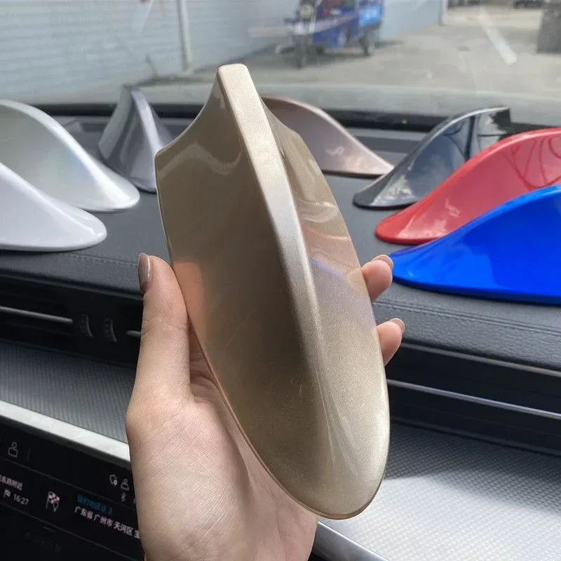 Автомобильная антенна в виде плавника акулы, милая форма плавника, автоматическая антенна на крыше, самоклеящаяся радиосигнал, универсальные автомобильные аксессуары
Автомобильная антенна в виде плавника акулы, милая форма плавника, автоматическая антенна на крыше, самоклеящаяся радиосигнал, универсальные автомобильные аксессуары