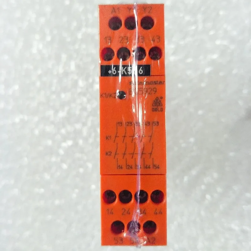 second-hand Original genuine DOLD , safety relay BG5929 BG5929.60 in stock
second-hand Original genuine DOLD , safety relay BG5929 BG5929.60 in stock