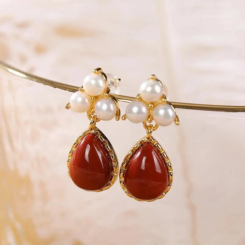 New Design Pearl Red Enamel Porcelain Drop Earrings Elegant Retro Palace Style Luxury Noble Ladies Silver Jewelry
New Design Pearl Red Enamel Porcelain Drop Earrings Elegant Retro Palace Style Luxury Noble Ladies Silver Jewelry